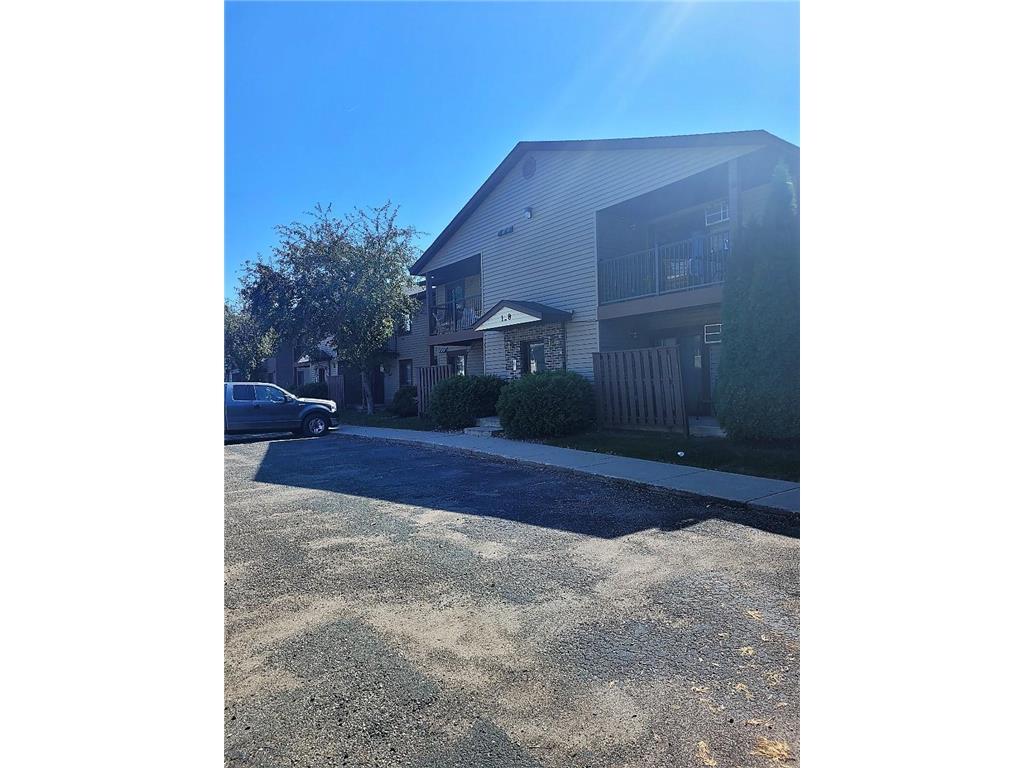 Building Photo - 1164 Bartosh Ln