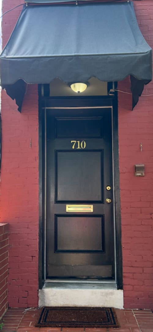 Photo - 708 N Van Buren St Apartment
