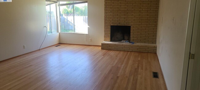 Building Photo - 5219 Kisa Ct