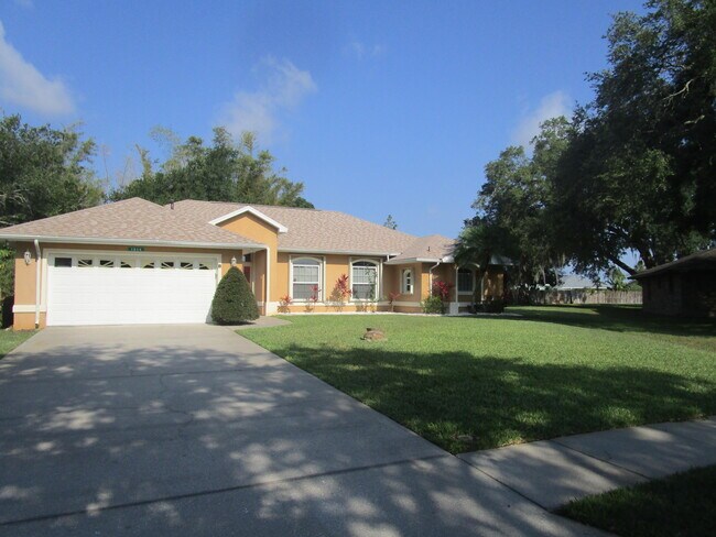 Foto del edificio - 1064 Briarwood Blvd NE