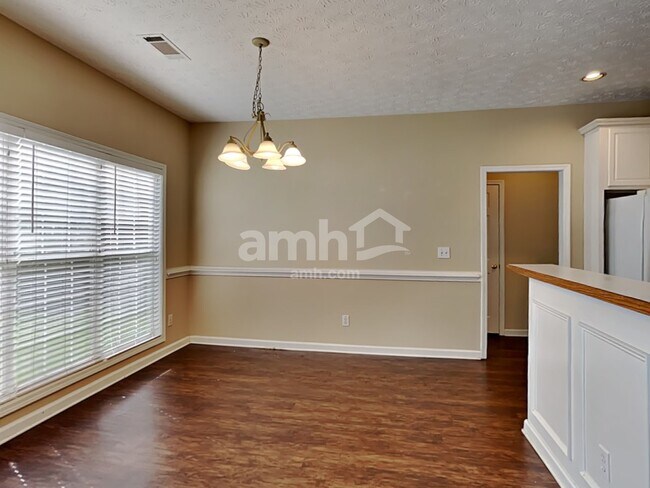 Building Photo - 348 Bald Eagle Way