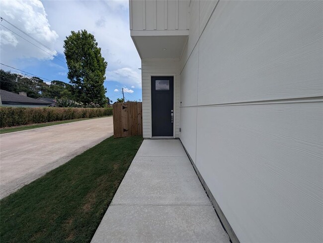 Building Photo - 4403 Abaco Ln