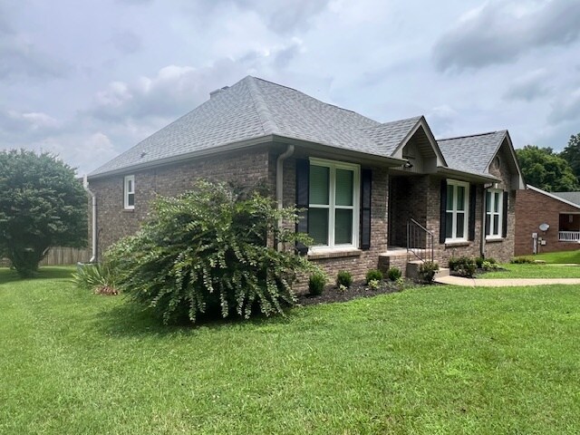 Foto del edificio - 2029 Old Russellville Pike