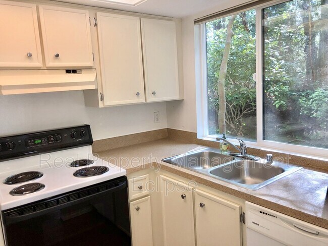Foto del edificio - 10930 NE 37th Pl