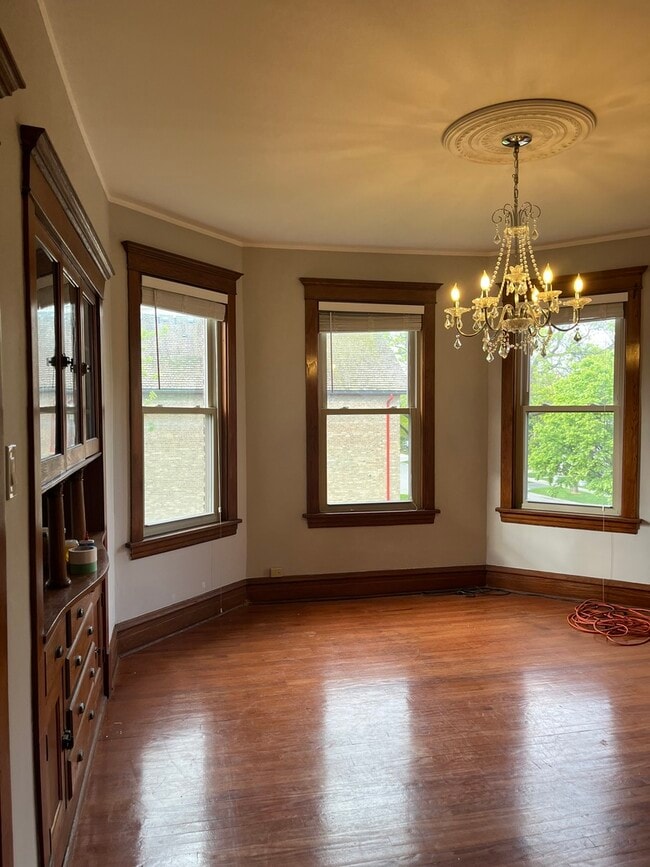 Building Photo - 8037 Floral Ave