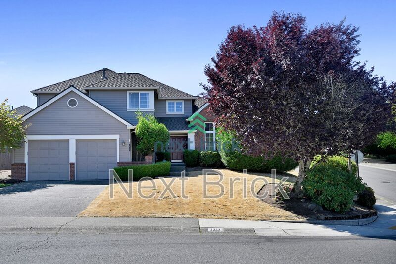 Primary Photo - 1413 233rd Ave NE