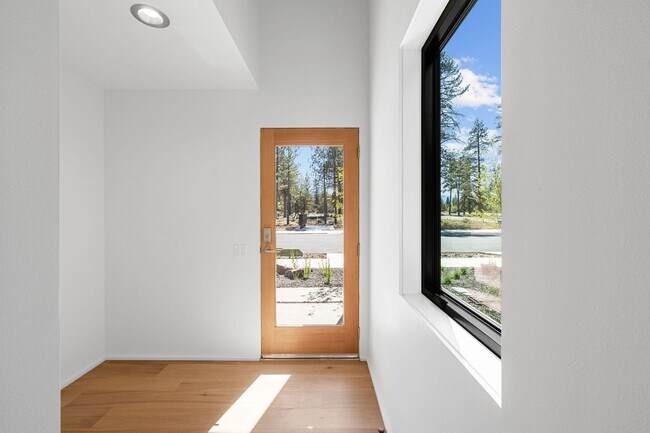 Foto del edificio - Newly Construction - 3 Bedroom 3 Bath -Sis...