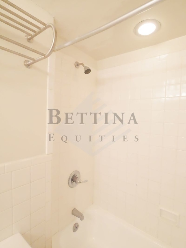 Foto del edificio - 105 E 31st St