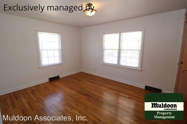 Building Photo - 2 br, 1 bath House - 2501 6th Ave