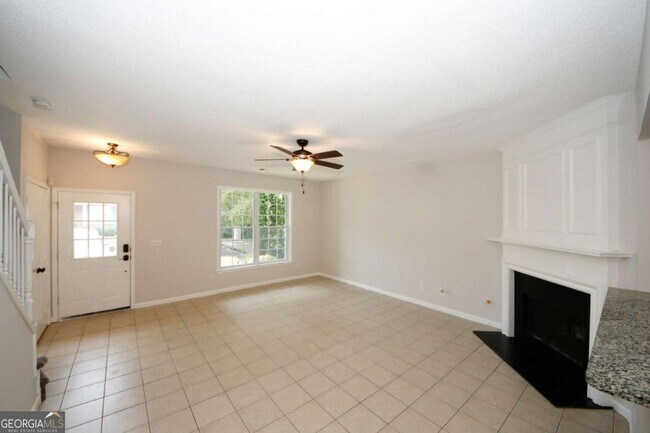 Foto del edificio - 4645 Valais Ct