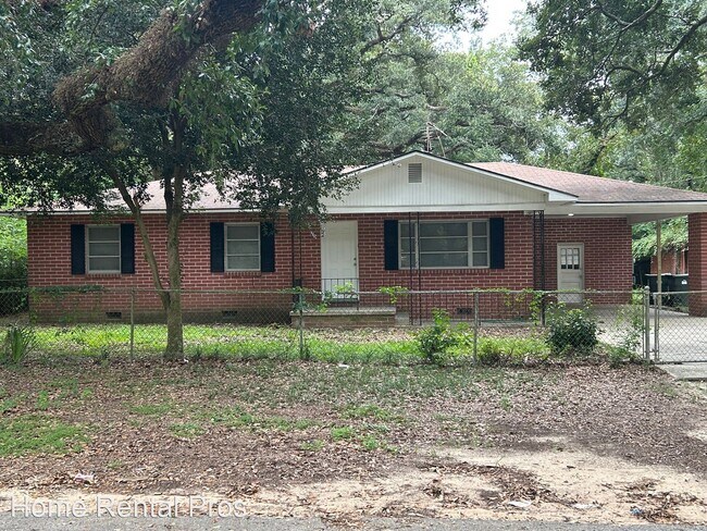 Foto del edificio - 3 br, 2 bath House - 1010 Cary Memorial Drive