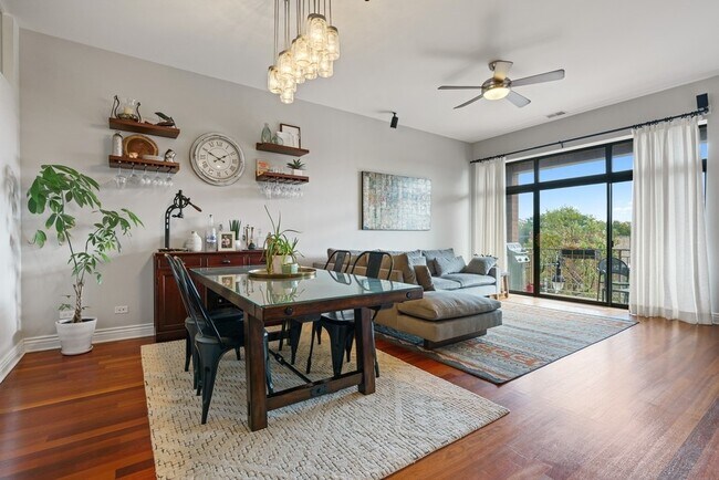 Building Photo - 3300 W Irving Park Rd