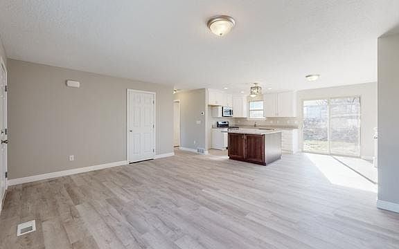 Building Photo - 2157 Cedar Breaks Dr