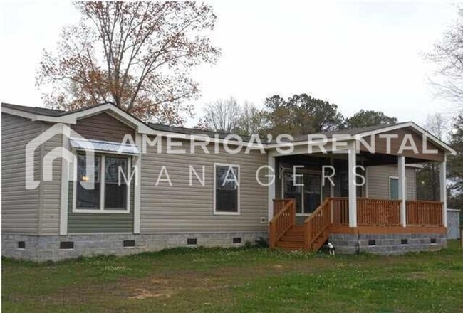 Building Photo - Very Nice Custom-Built Home for Rent in Sy...