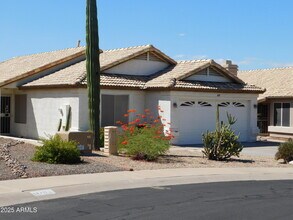 Building Photo - 10717 W Irma Ln