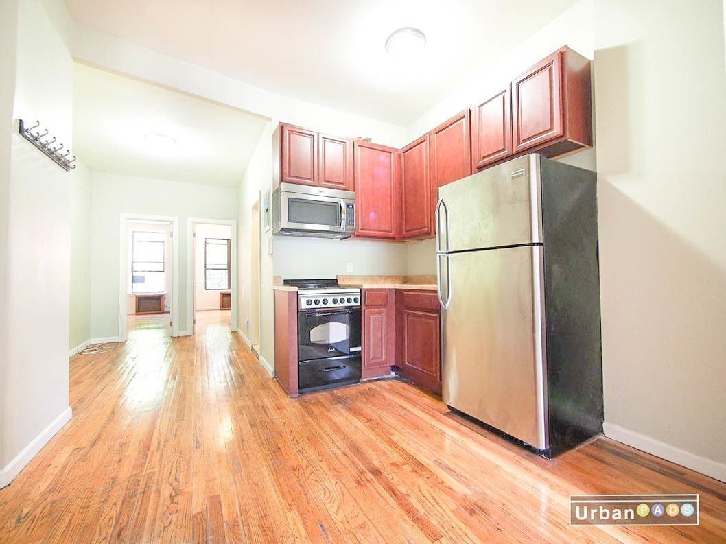 Primary Photo - 851 Lincoln Pl