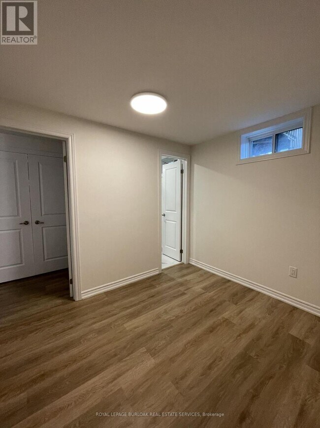 Building Photo - 1373 Almonte Dr