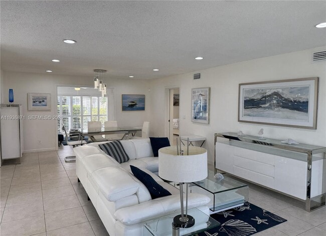 Building Photo - 4161 S US Hwy 1