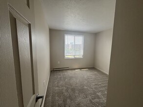 Interior Photo - Hummingbird Pointe & The Gardens