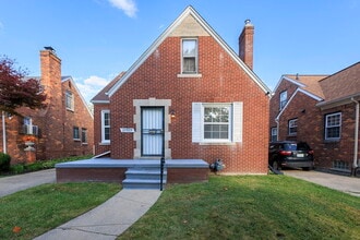 Building Photo - 10929 Worden St