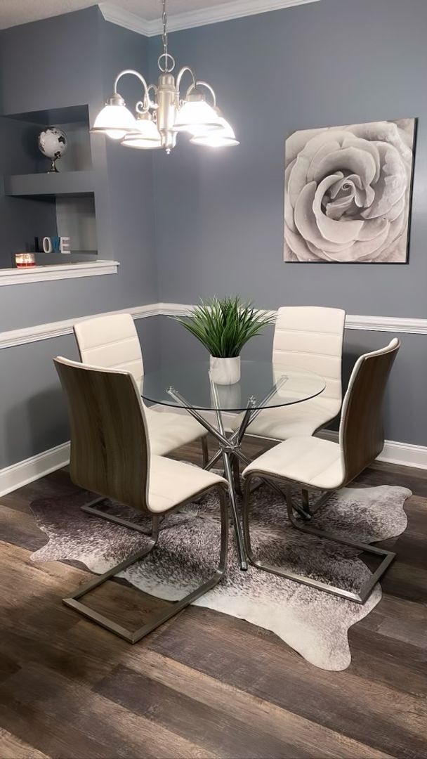 Building Photo - 6550 Capitol Knoll