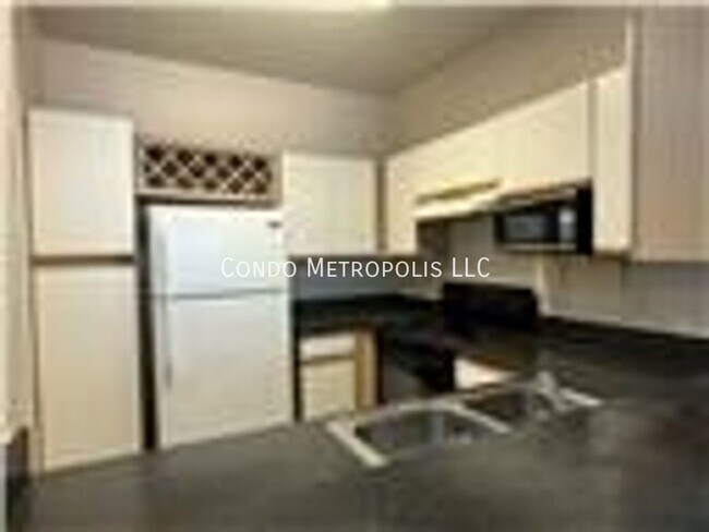 Building Photo - Two bedroom, Two bath on ground floor