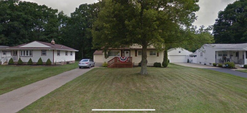 Primary Photo - 5358 Pinecrest Ave