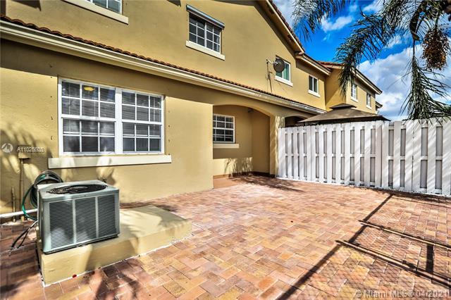 Foto del edificio - 15870 SW 69th Ln