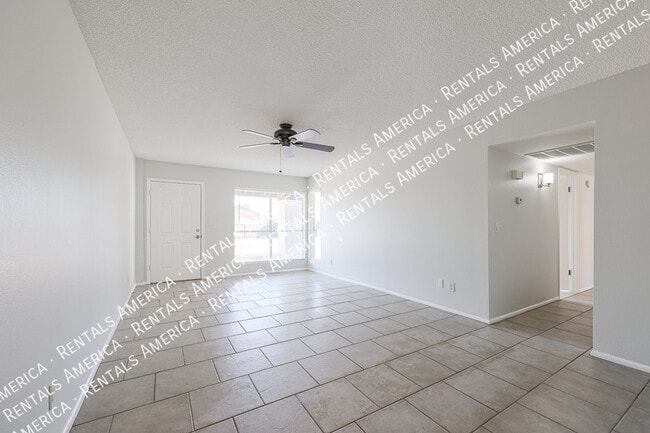 Foto del edificio - 18225 N 38th Dr