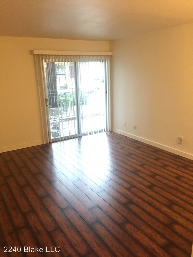 Foto del edificio - 2240 Blake St