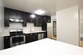 Building Photo - 1737 Jackson St