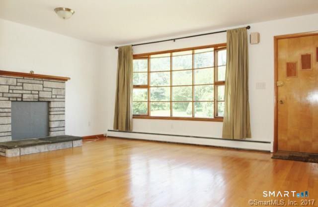 Foto del edificio - 101 Waller Rd