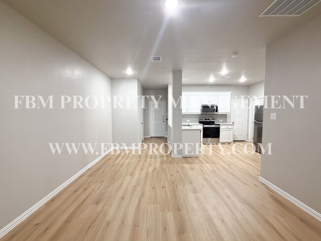 Building Photo - 432 Restoration Rd