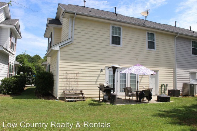 Building Photo - 3 br, 2.5 bath House - 7 Fernbank Avenue