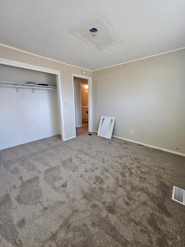 Foto del edificio - 180 NW Wilson Cir