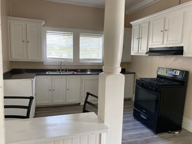 Kitchen - 6322 N Bayou Black Dr