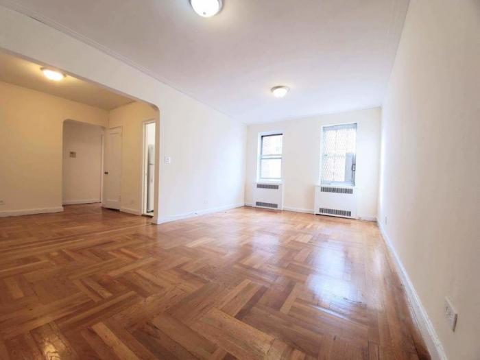 Primary Photo - 1 bedroom in BRONX NY 10463