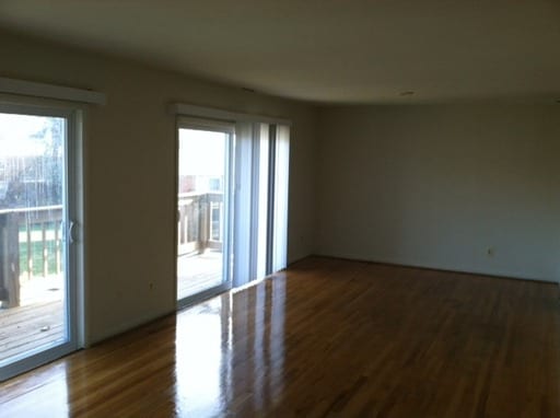 Building Photo - 5716 Plainfield Ave