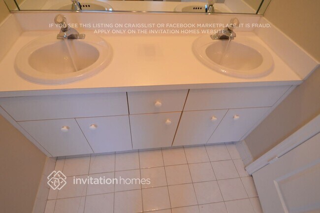 Foto del edificio - 8153 SW 163rd Ave