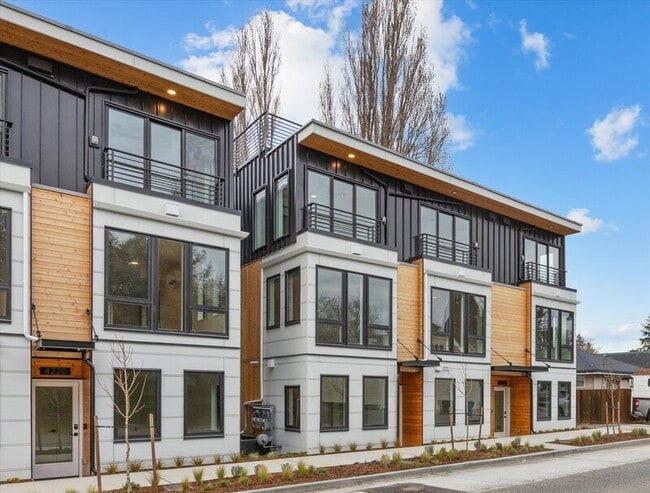 Building Photo - 4222 SW 100th St