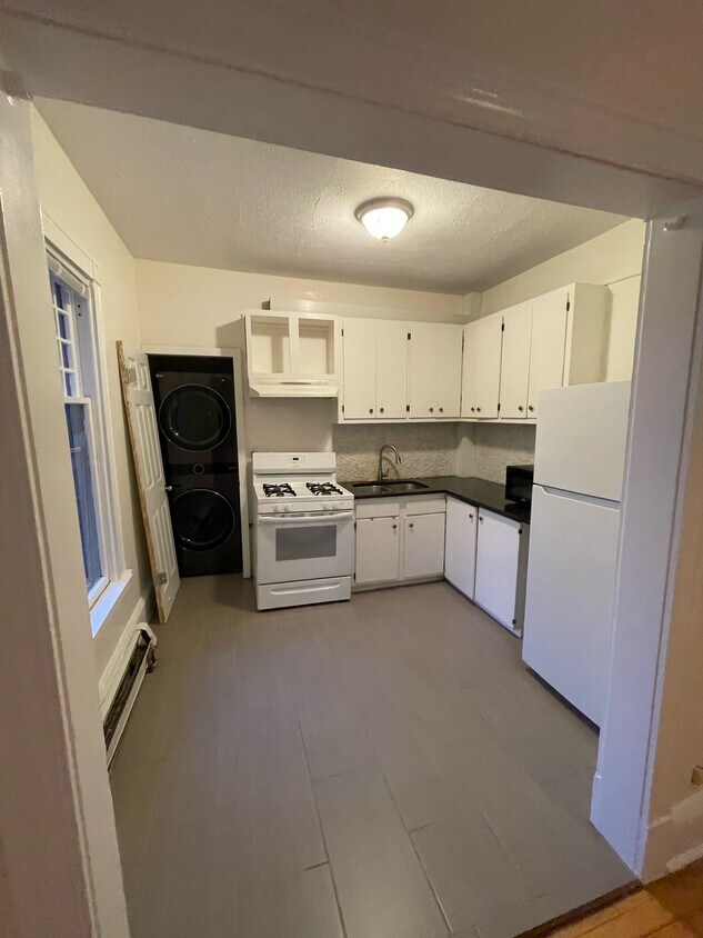 Primary Photo - 2701 DuPont Ave S