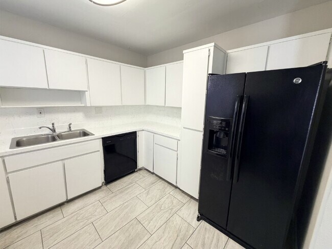 Foto del edificio - 10252 Haverford Rd