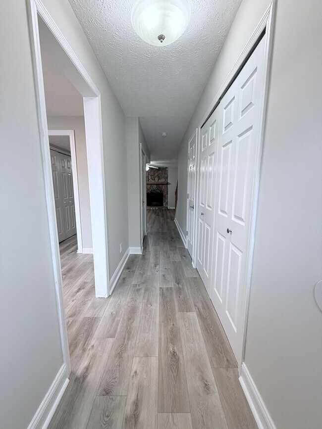 Photo - 2 Bedroom/2.5 bath near Lake Lanier Townhome