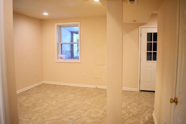Living Room - 812 Decatur St NW