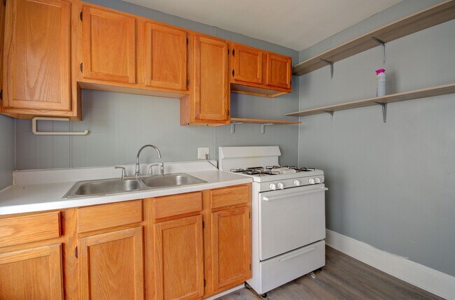 Foto del edificio - 813 Woods Ave