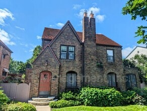 Building Photo - 1720 Hillcrest Ave