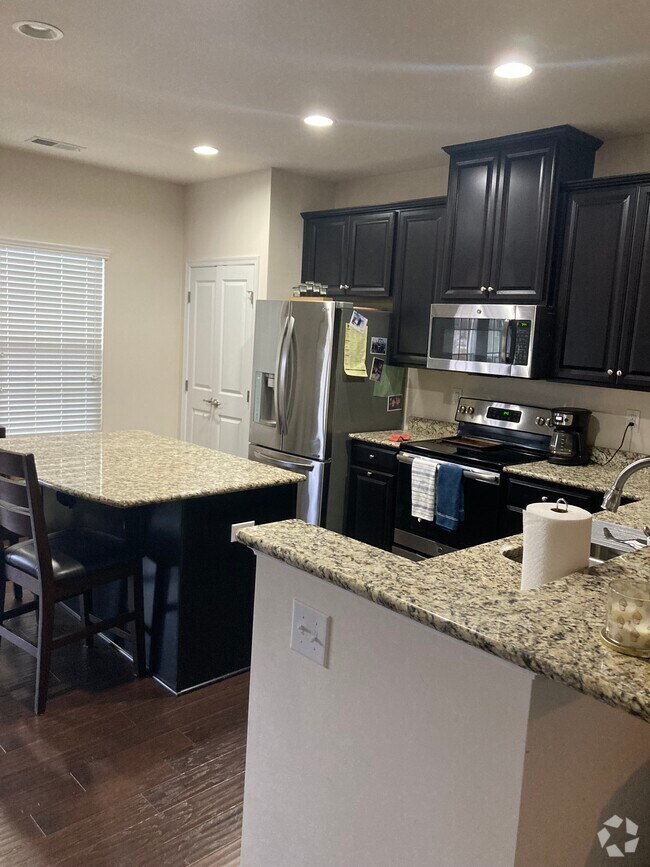 The South End Townhouses for Rent Charlotte, NC 7 Townhouses