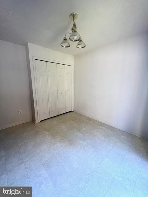 Foto del edificio - 9906 Warwick Pl