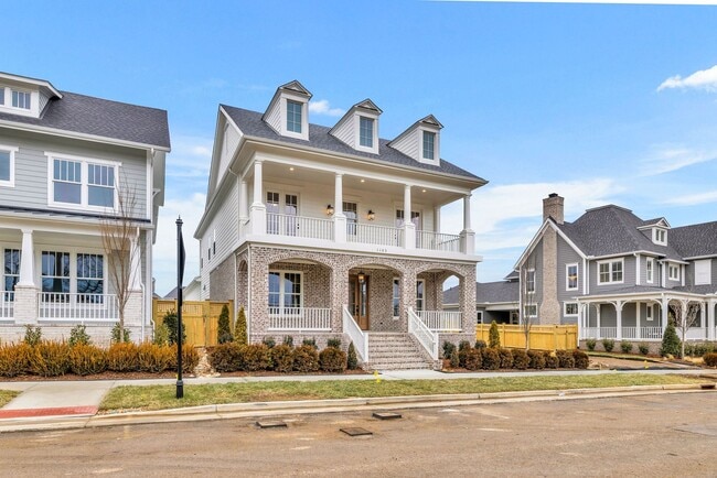 Foto del edificio - Luxury living in this brand new home - Franklin, TN
