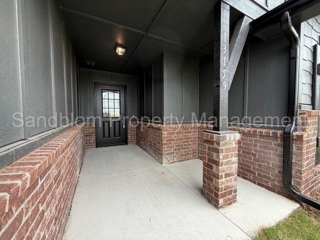 Foto del edificio - For Lease | Bixby | Available Now!